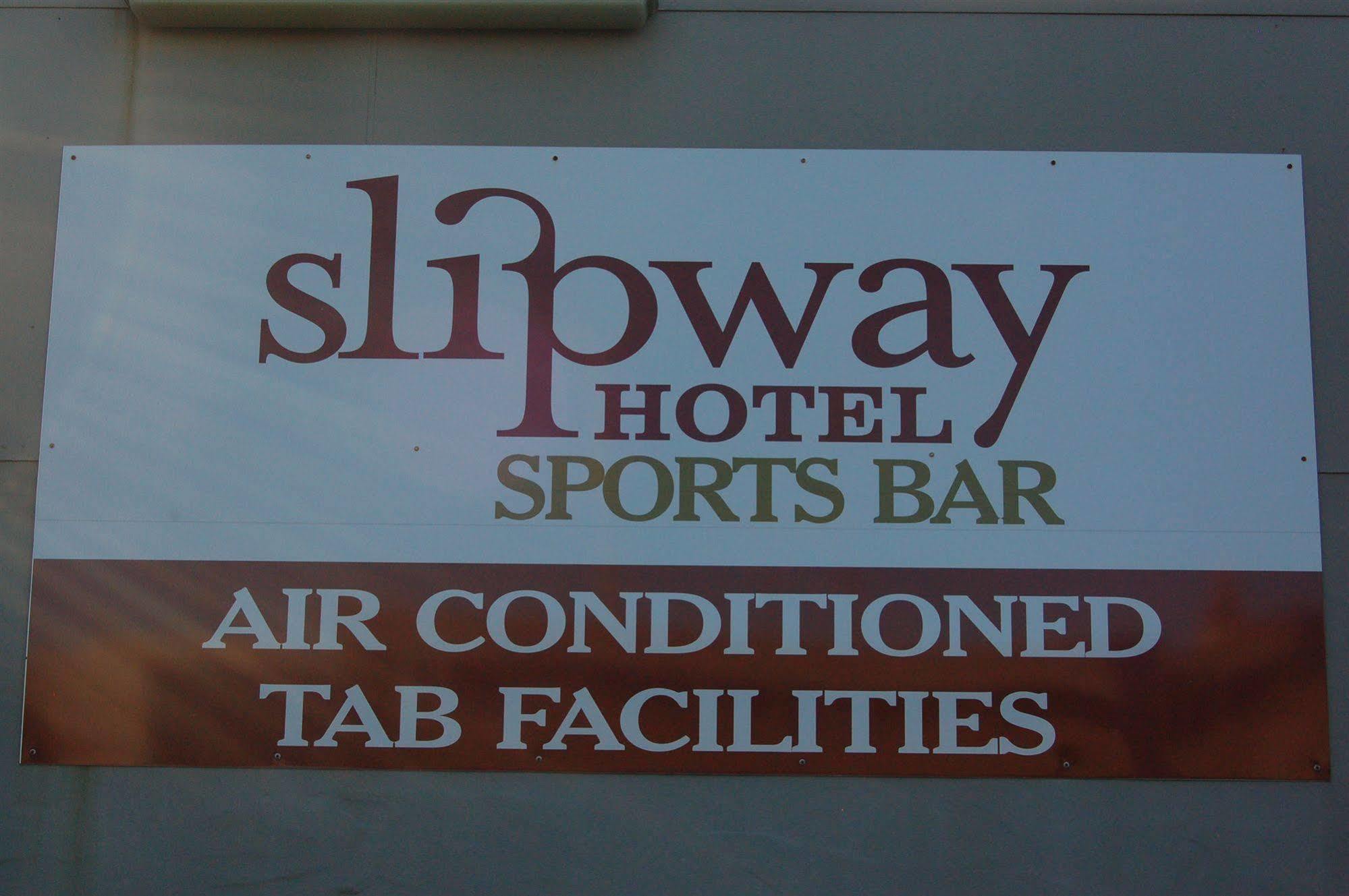 Slipway Hotel Motel Ballina Exterior photo